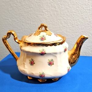 Arthur Wood England Teapot